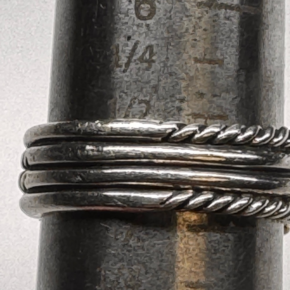 David Yurman X Crossover Band Ring in Sterling Silver with 18K Yellow Gold - Picture 12 of 12